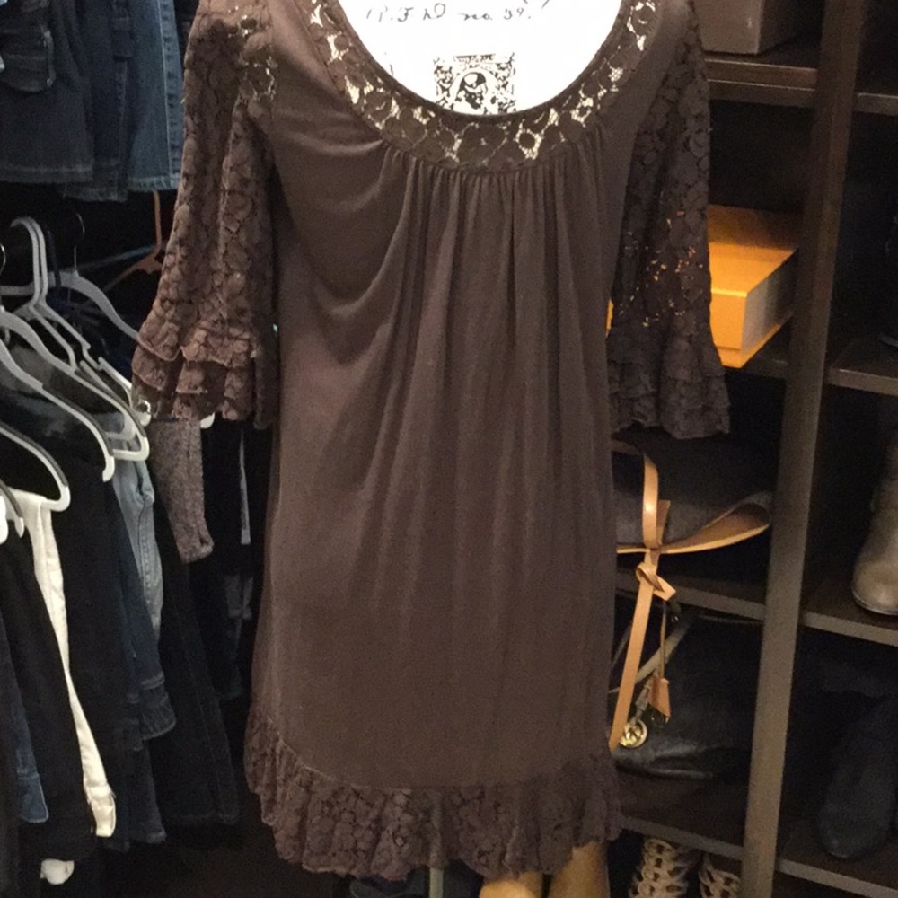 Dress - Picture 4 of 5